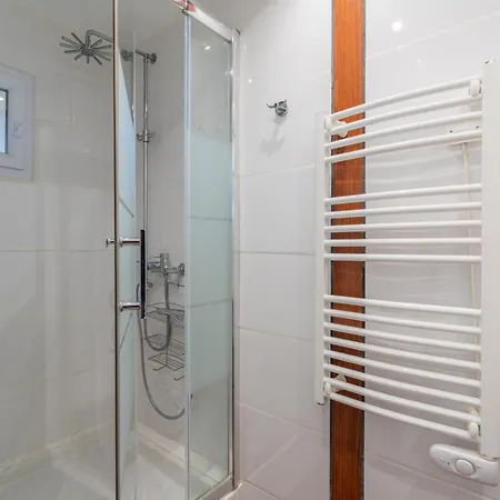 Le Lamartine - Appt Climatise Proche Du Port * La Ciotat